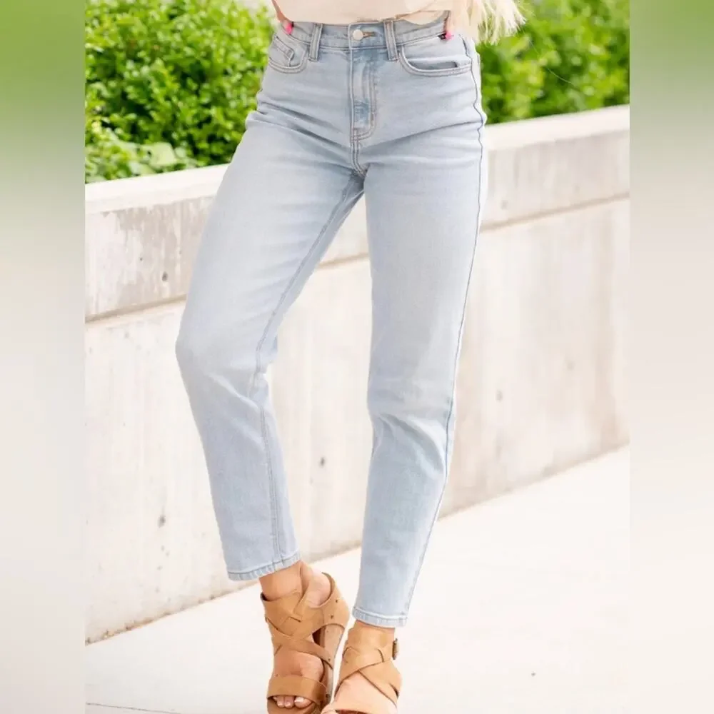Cello Lightwash High Waisted Jeans Size 13